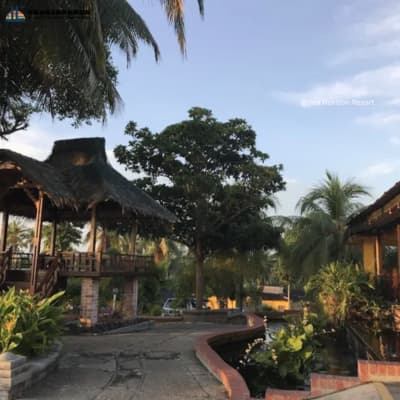 sea horizon resort garden